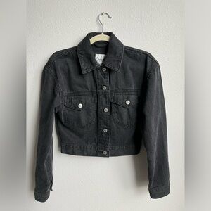 Abercrombie & Fitch Cropped Denim Jacket